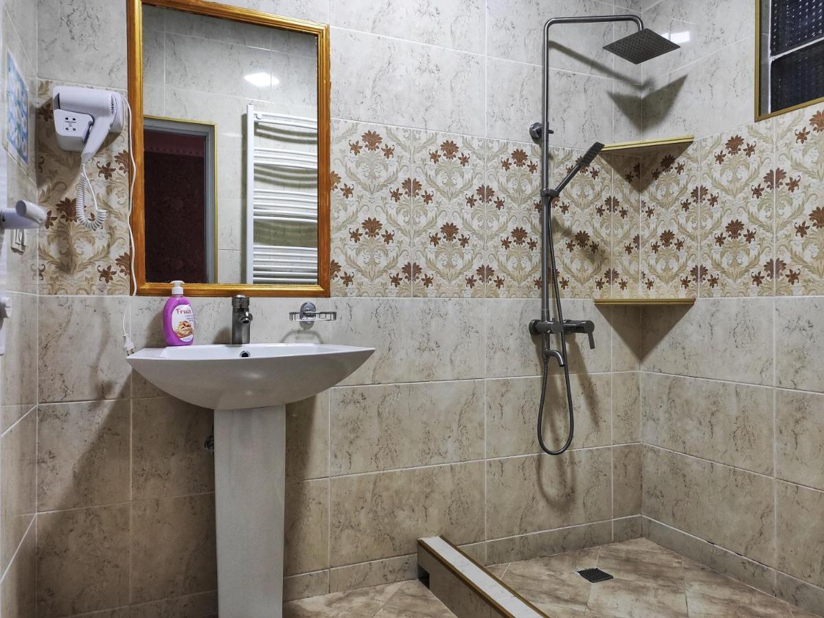 Sophia'S Guesthouse Kazbegi Luaran gambar